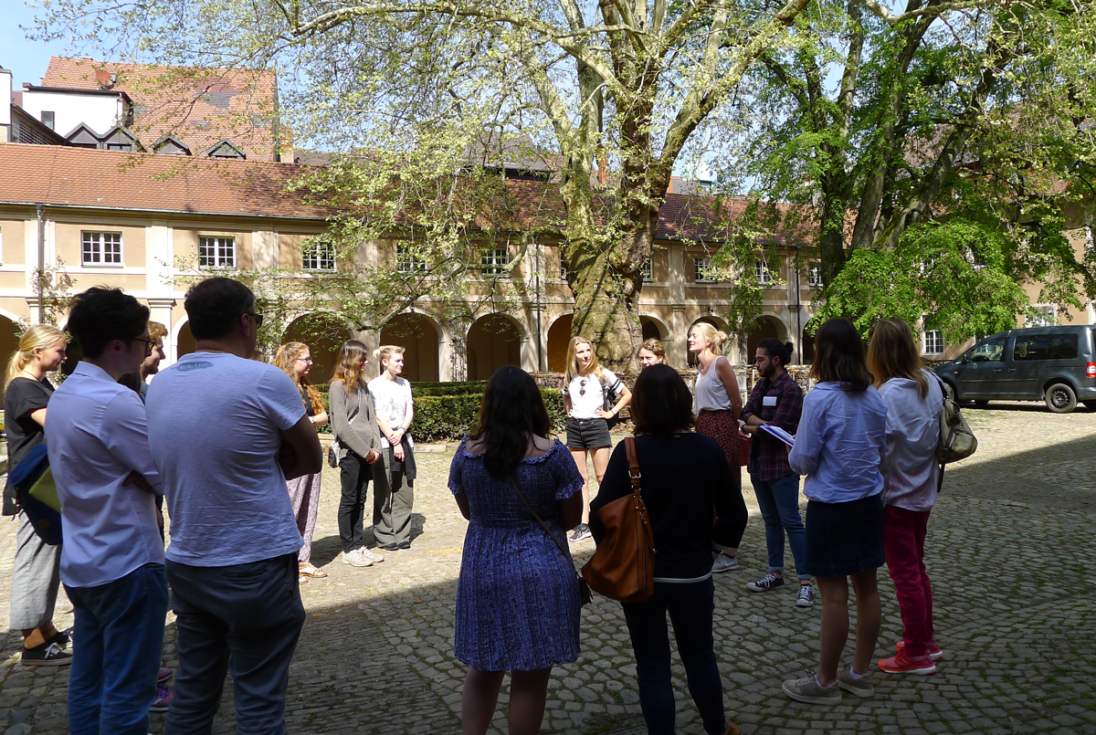 Campus Tour Courtyard