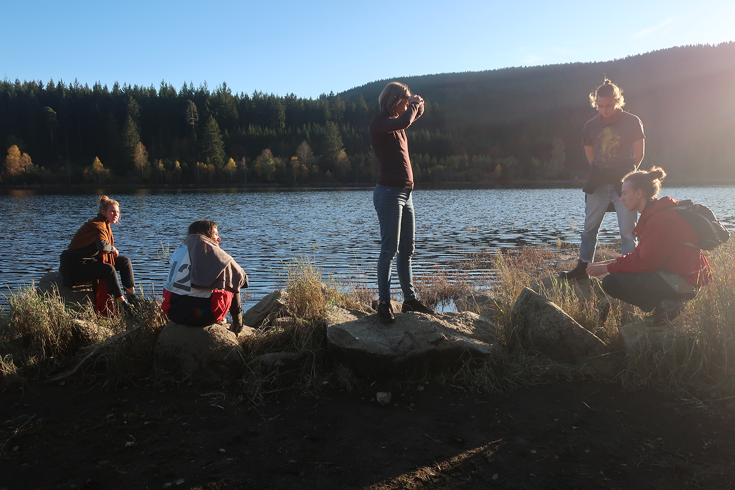 student-camping-lake-2019.png